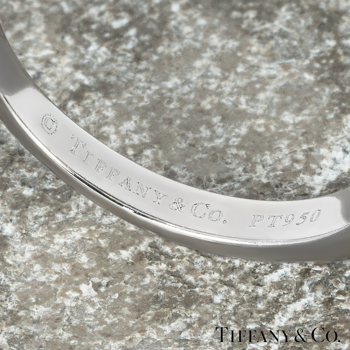 Tiffany & Co. Platinum Round Brilliant Cut Diamond Setting Ring 0.56ct H/VVS1